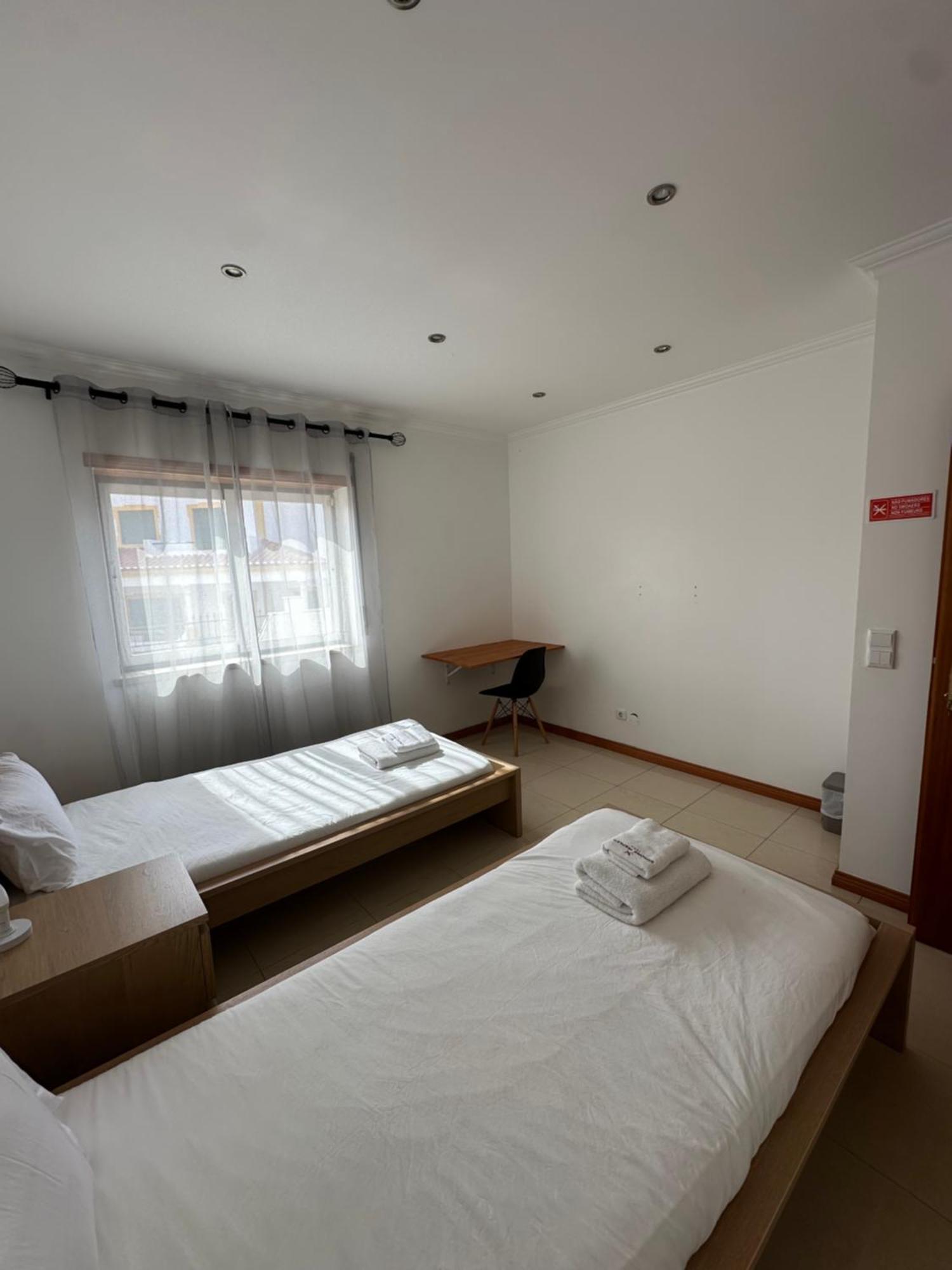 Ocean Guesthouse Baleal Ferrel  Bagian luar foto